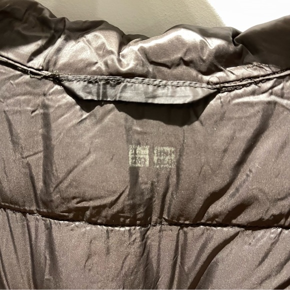 Uniqlo Ultra Light Down Long Hooded Jacket - above knee length,XS Gray, packable - Picture 4 of 13